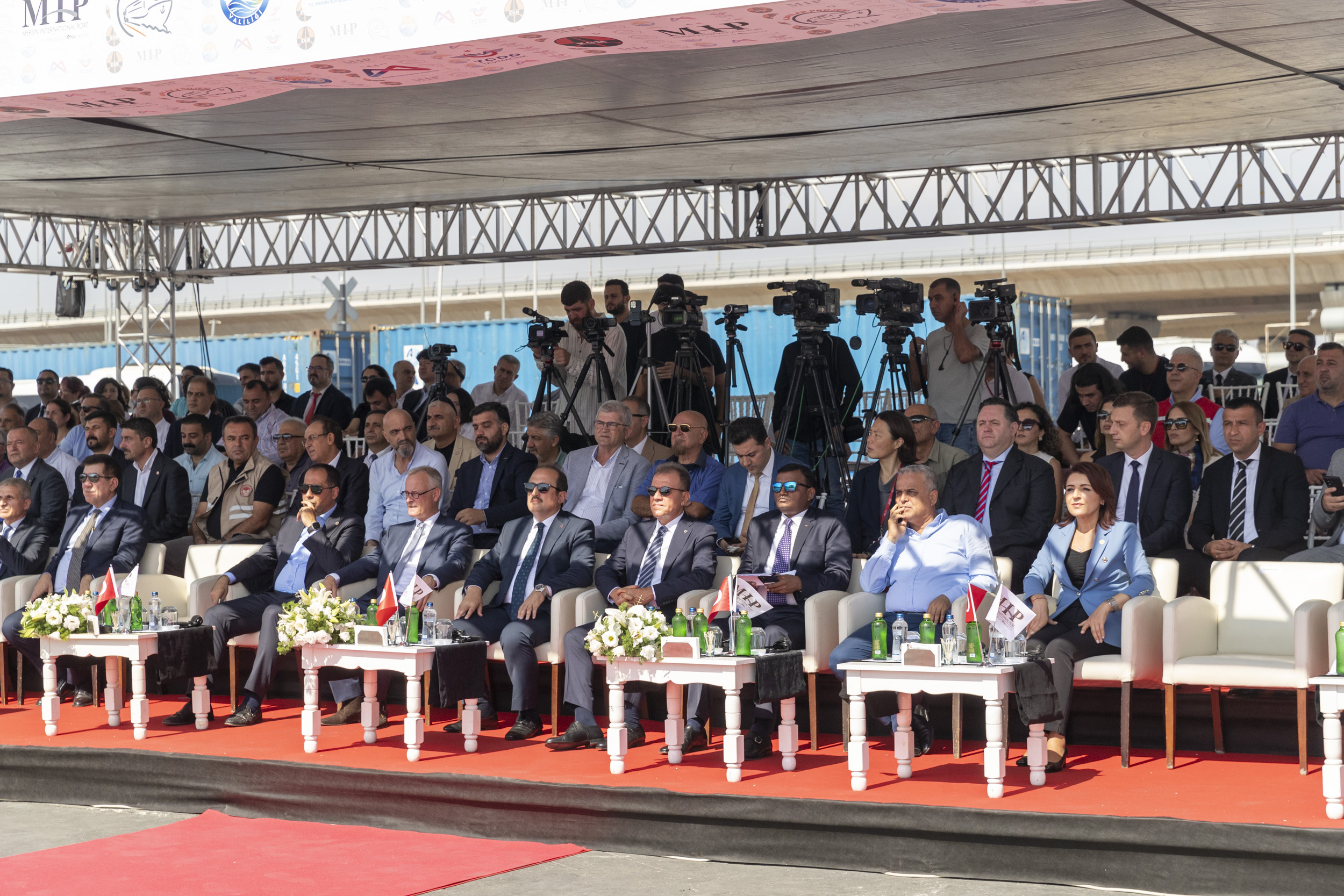 BAŞKAN SEÇER, ‘KAPILAR PROJESİ’ AÇILIŞ TÖRENİ’NE KATILDI (2)