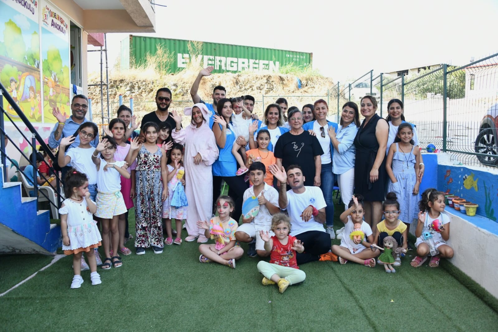 Yenişehir Belediyesi ekipleri Hatay’da çocuklarla buluştu (7)