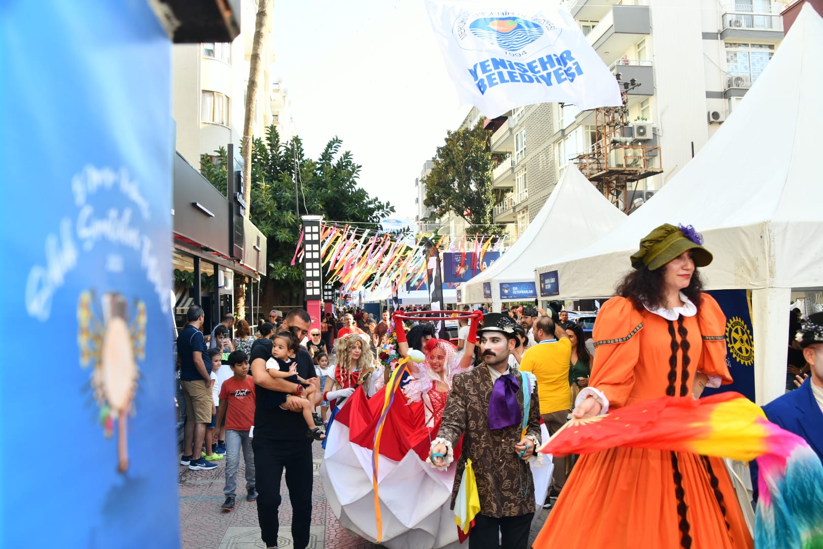 Mersinliler 5. Mersin Kushimoto Sokağı Sokak Sanatçıları Festivali’ne yoğun ilgi gösterdi (10)