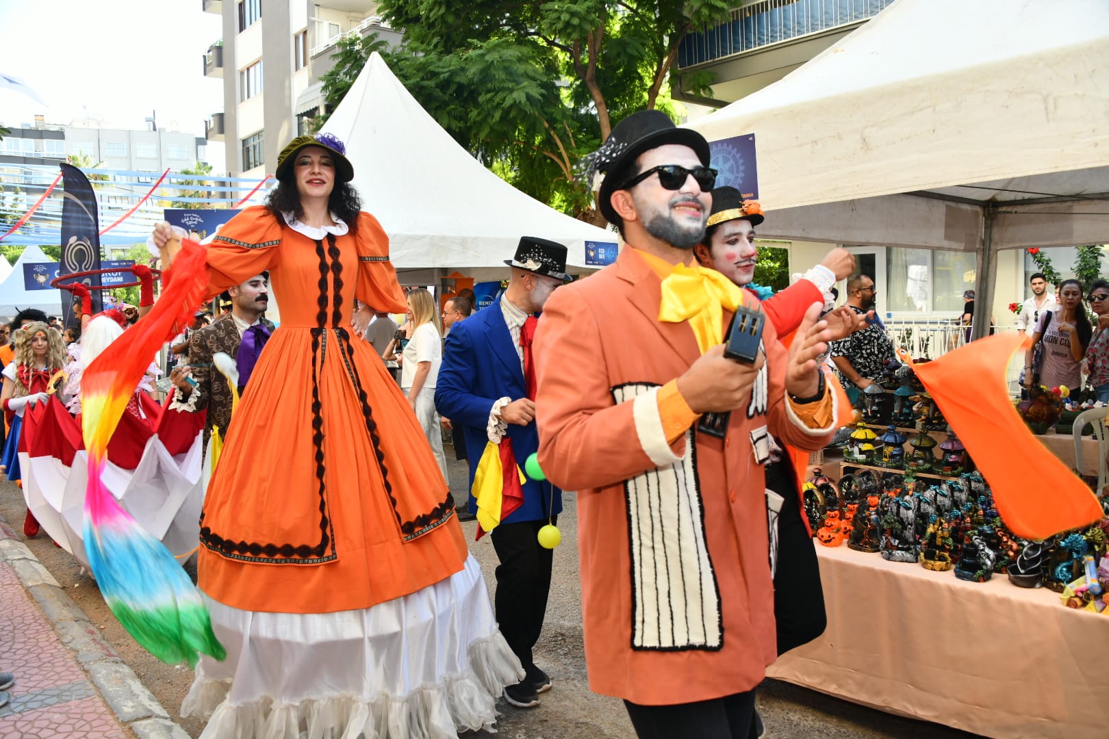 Mersinliler 5. Mersin Kushimoto Sokağı Sokak Sanatçıları Festivali’ne yoğun ilgi gösterdi (19)