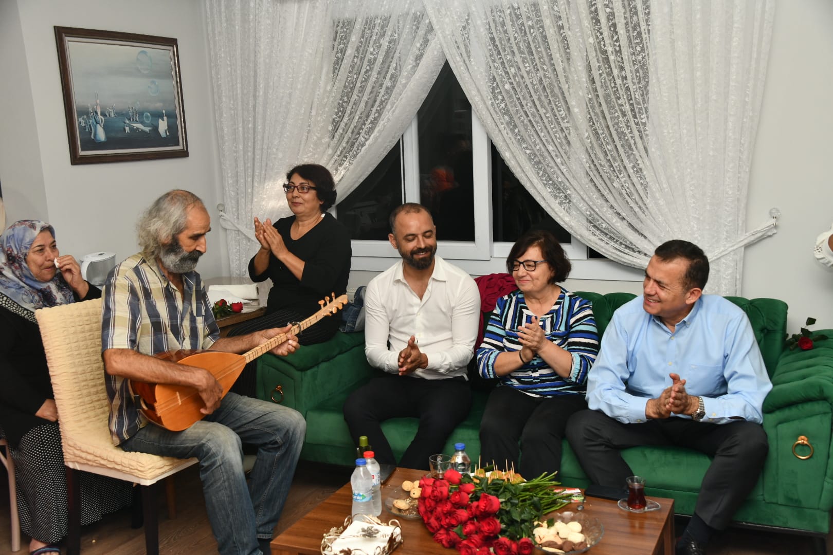 Başkan Abdullah Özyiğit, vatandaşların evine misafir oldu (2)