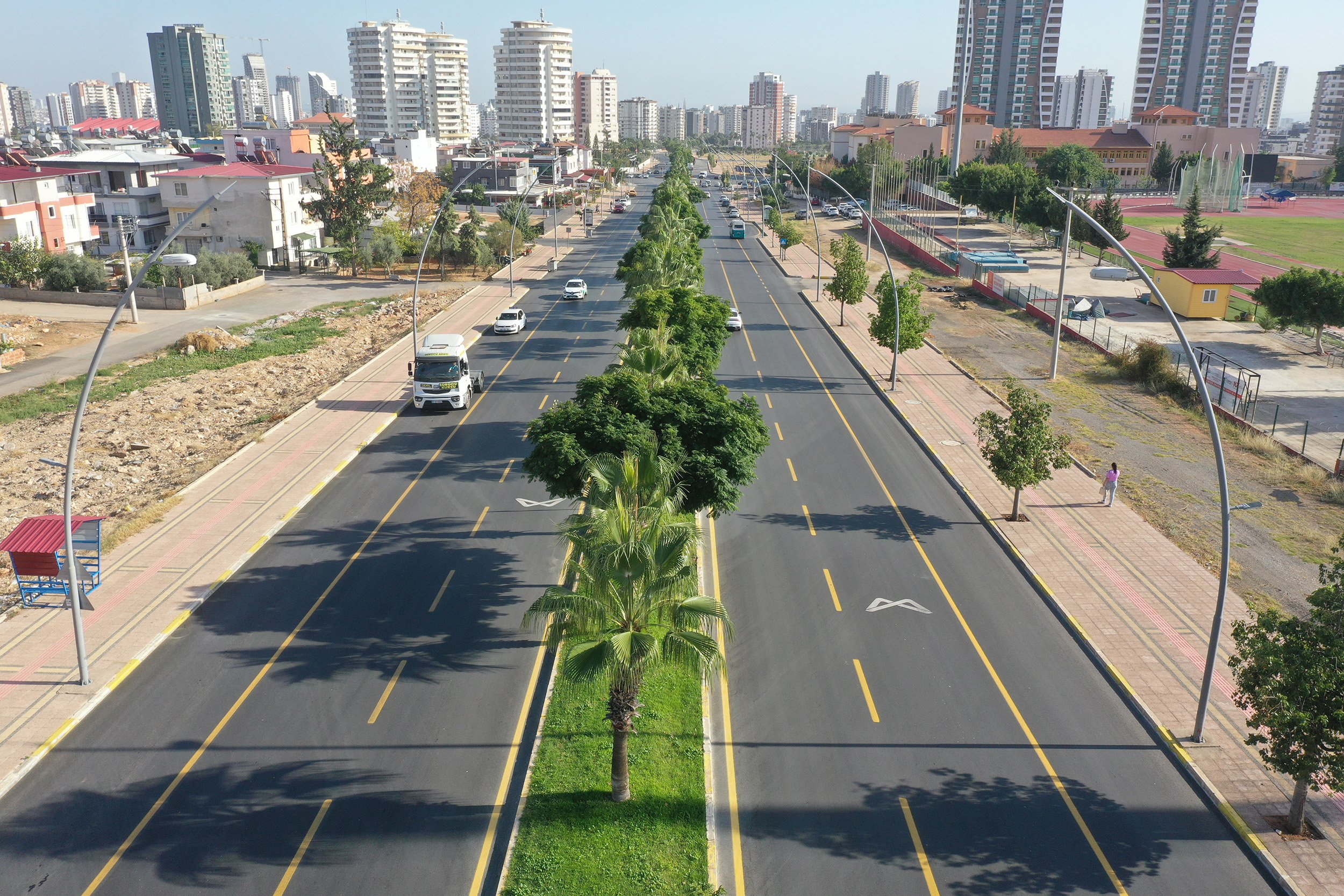 BÜYÜKŞEHİR YOL YAPIM EKİPLERİ ÇALIŞIYOR, ULAŞIM KALİTESİ ARTIYOR  (7)