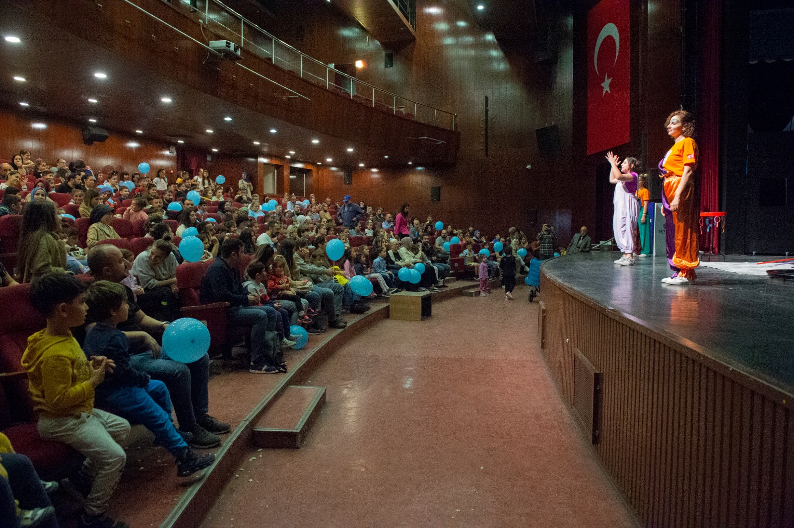 ÇOCUKLARIN YÜZÜ GÜLSÜN (11)