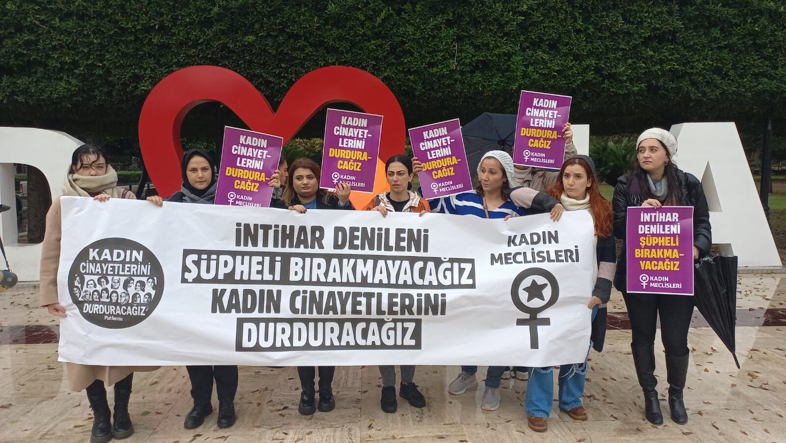 Adana Kadın Meclisi; İntihar Denileni Şüpheli Bırakmayacağız. Kadın Cinayetlerini Durduracağız