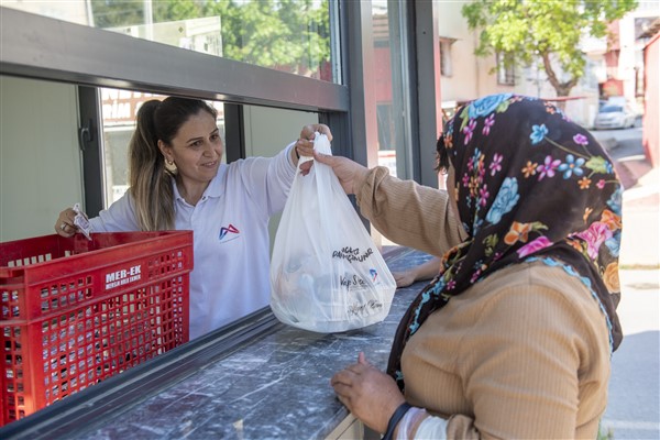 MERSİN BÜYÜKŞEHİR’LE MAHALLELERİN ÇEHRESİ DEĞİŞİYOR (5)