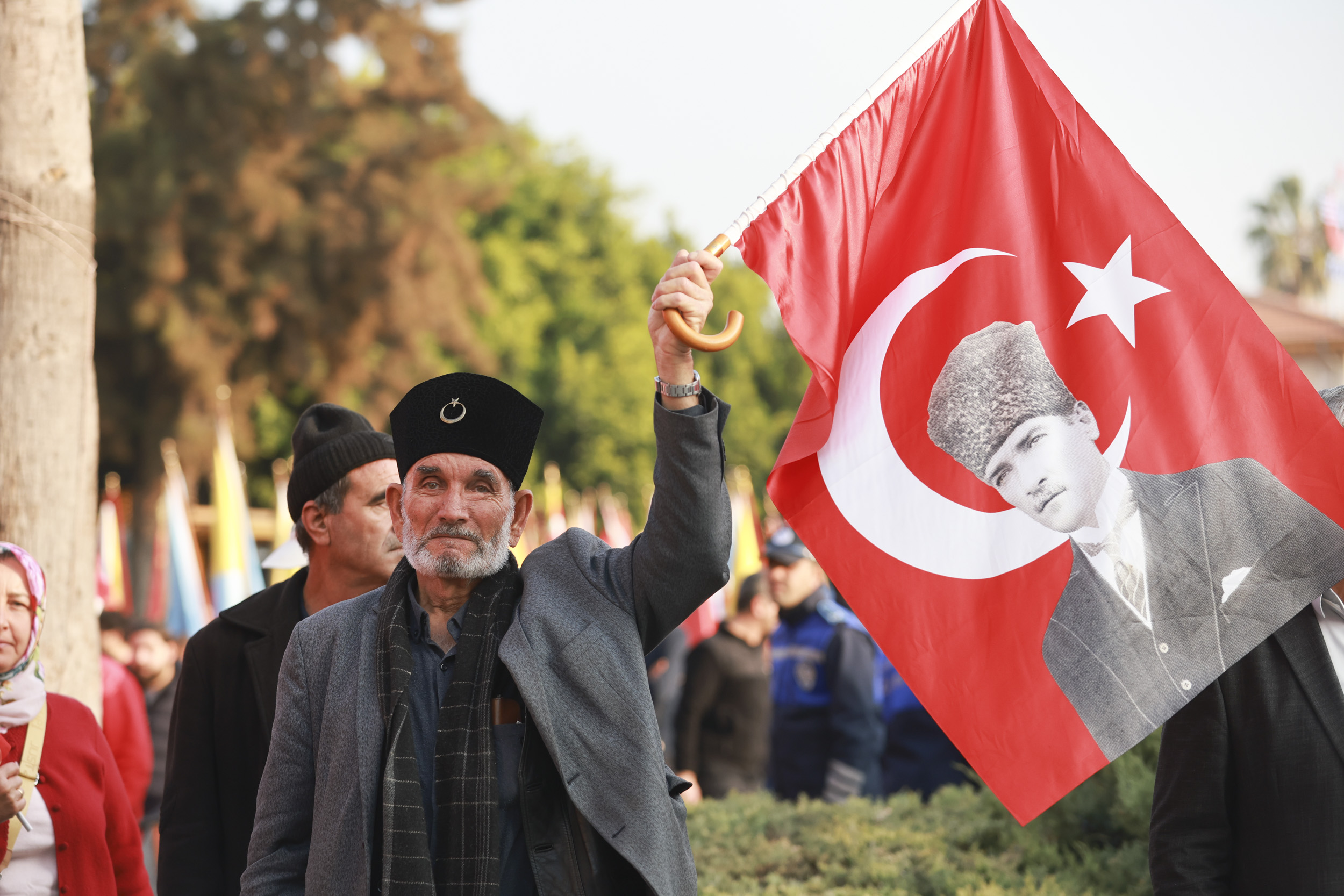 3 OCAK MERSİN’İN DÜŞMAN İŞGALİNDEN KURTULUŞUNUN 102. YIL DÖNÜMÜ KENTTE COŞKUYLA KUTLANDI (4)