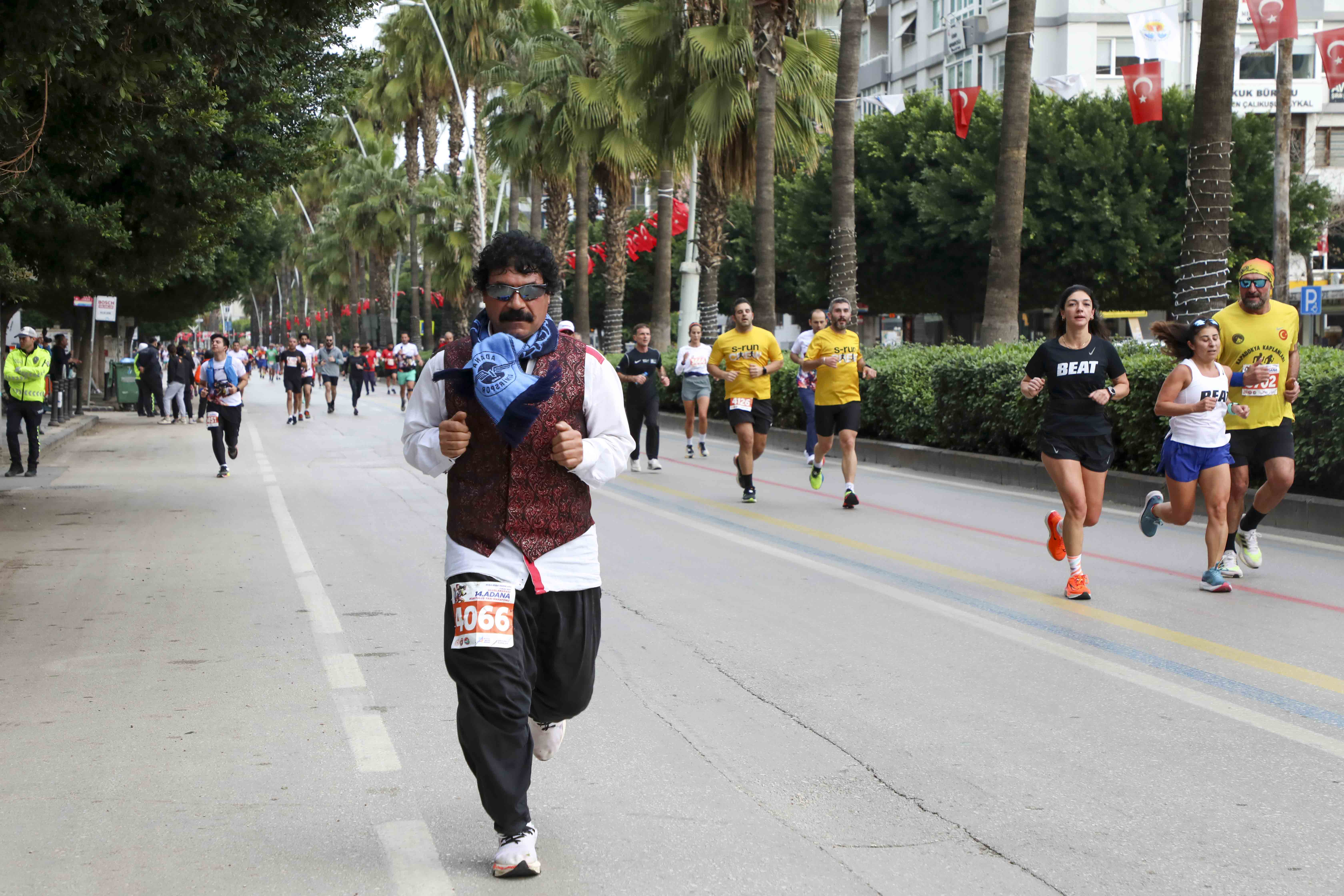 MARATON ATATÜRK CAD_13