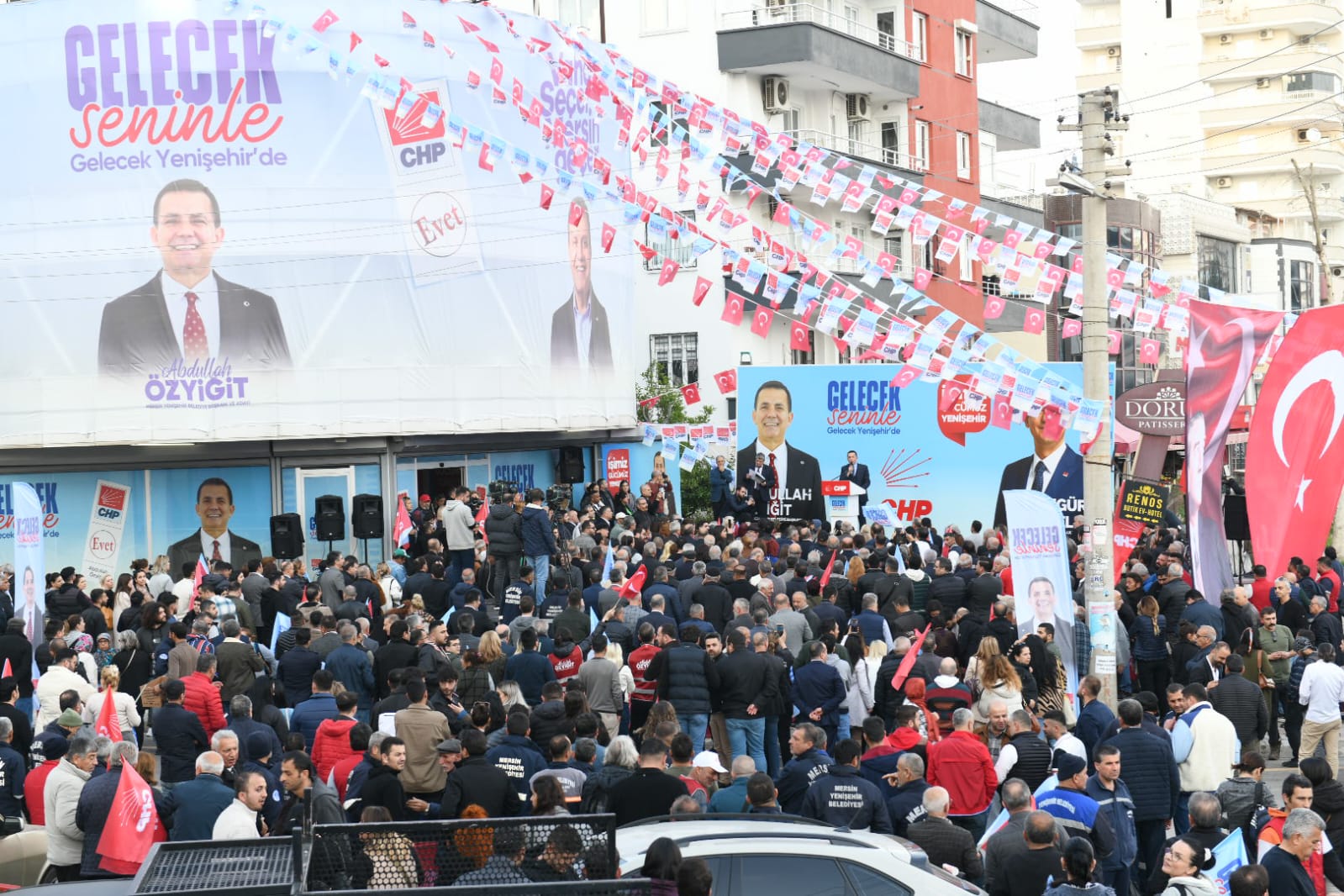 Abdullah Özyiğit’in Seçim Koordinasyon Merkezi Açıldı (9)