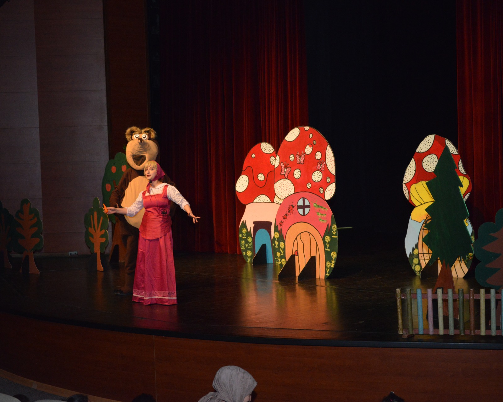 Yenişehir Belediyesi Yarıyıl Tatilinde 7 Bin Çocuğu Tiyatroyla Buluşturdu (6)