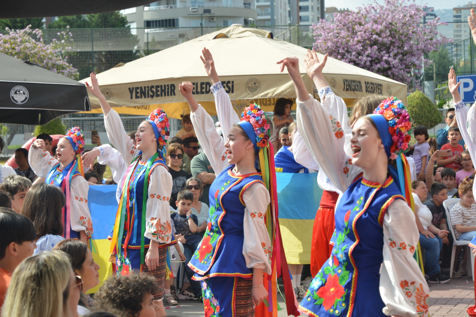 Dünya Çocukları Yenişehir Belediyesinin 23 Nisan Kutlamalarında Buluştu (11)