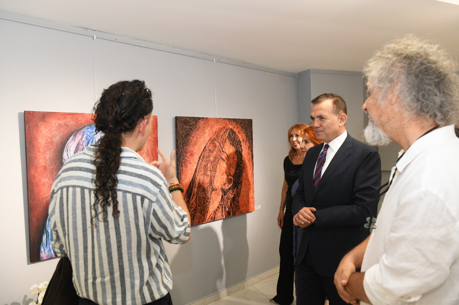 Yenişehir Belediyesi Çukurova’da Üreten Sanatçıları Sergide Buluşturdu (4)