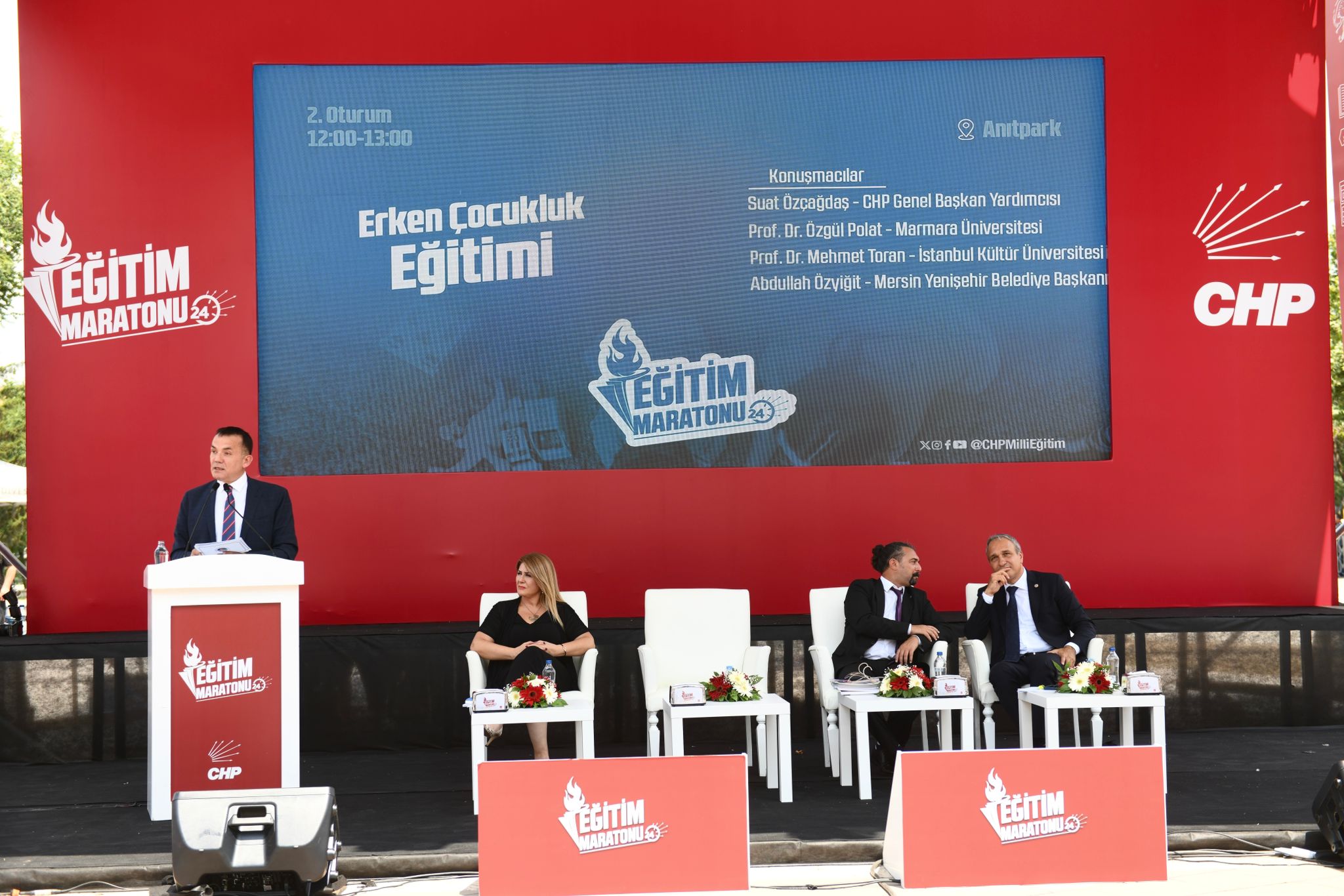 Başkan Özyiğit, Türkiye’de Model Olan Projeyi Eğitim Maratonu’nda Anlattı (3)