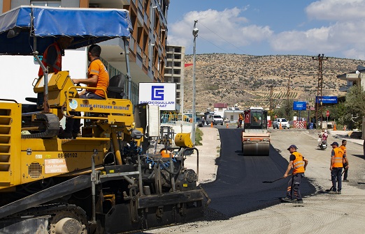 Büyükşehi̇r Eki̇pleri̇ Mut’ta Önemli̇ Çalişmalara İmza Atiyor (3)