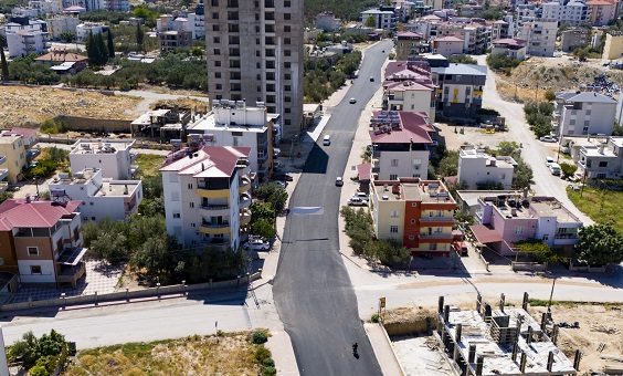 Büyükşehi̇r Eki̇pleri̇ Mut’ta Önemli̇ Çalişmalara İmza Atiyor (4)