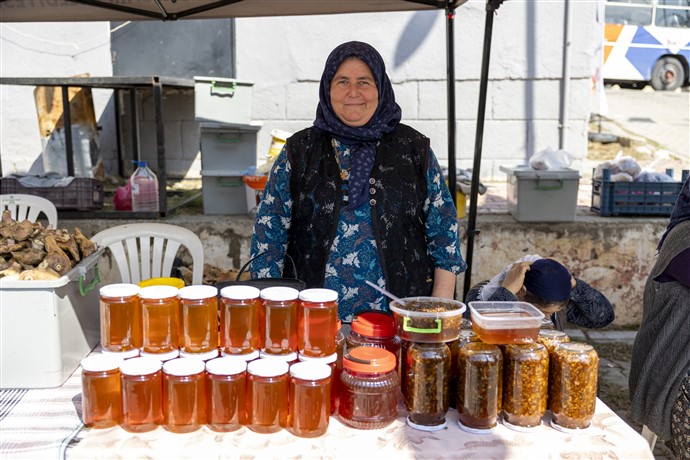 Büyükşehi̇r’i̇n ‘Kirsal Mahalle Buluşmalari’ Kenti̇n Dört Bi̇r Yanina Yayiliyor (6)