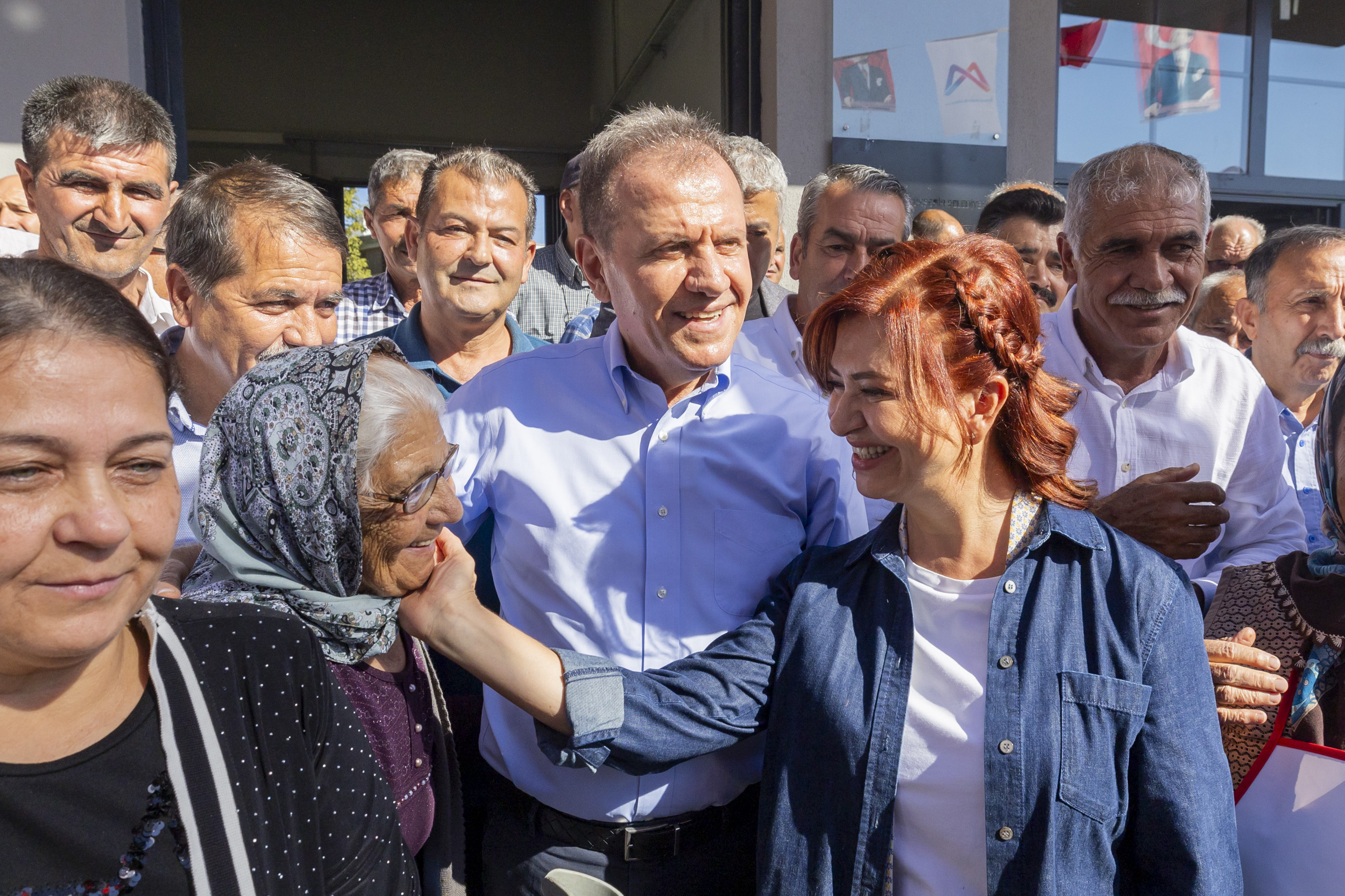 Başkan Seçer Ve Meral Seçer, ‘Uzuncaburç Bağ Bozumu Şenli̇ği̇ Ve Deği̇rmen Açilişi’na Katildi (13)