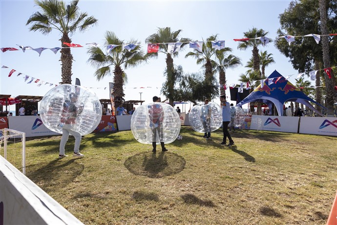 Büyükşehi̇r’i̇n Düzenledi̇ği̇ ‘3. Mersi̇n Gençli̇k Festi̇vali̇’ Tüm Görkemi̇yle Başladi (15)