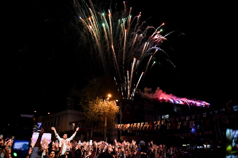 ‘3.Uluslararasi Tarsus Festi̇vali̇’nde Candan Erçeti̇n Konseri̇ İle Coşku Doruklara Çikti (15)