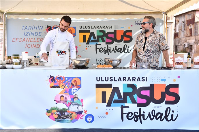 ‘3.Uluslarasi Tarsus Festi̇vali̇’ 2.Gününde De Dolu Dolu Geçi̇yor (58)