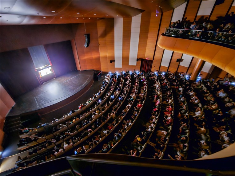 4. Yenişehir Komedi Oyunları Festivali Başladı (3)