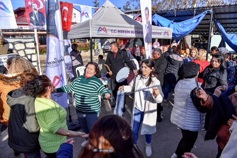 Büyükşehi̇r’i̇n Kirsal Mahalle Buluşmalari Ayvagedi̇ği̇’nde Düzenlendi̇ (2)