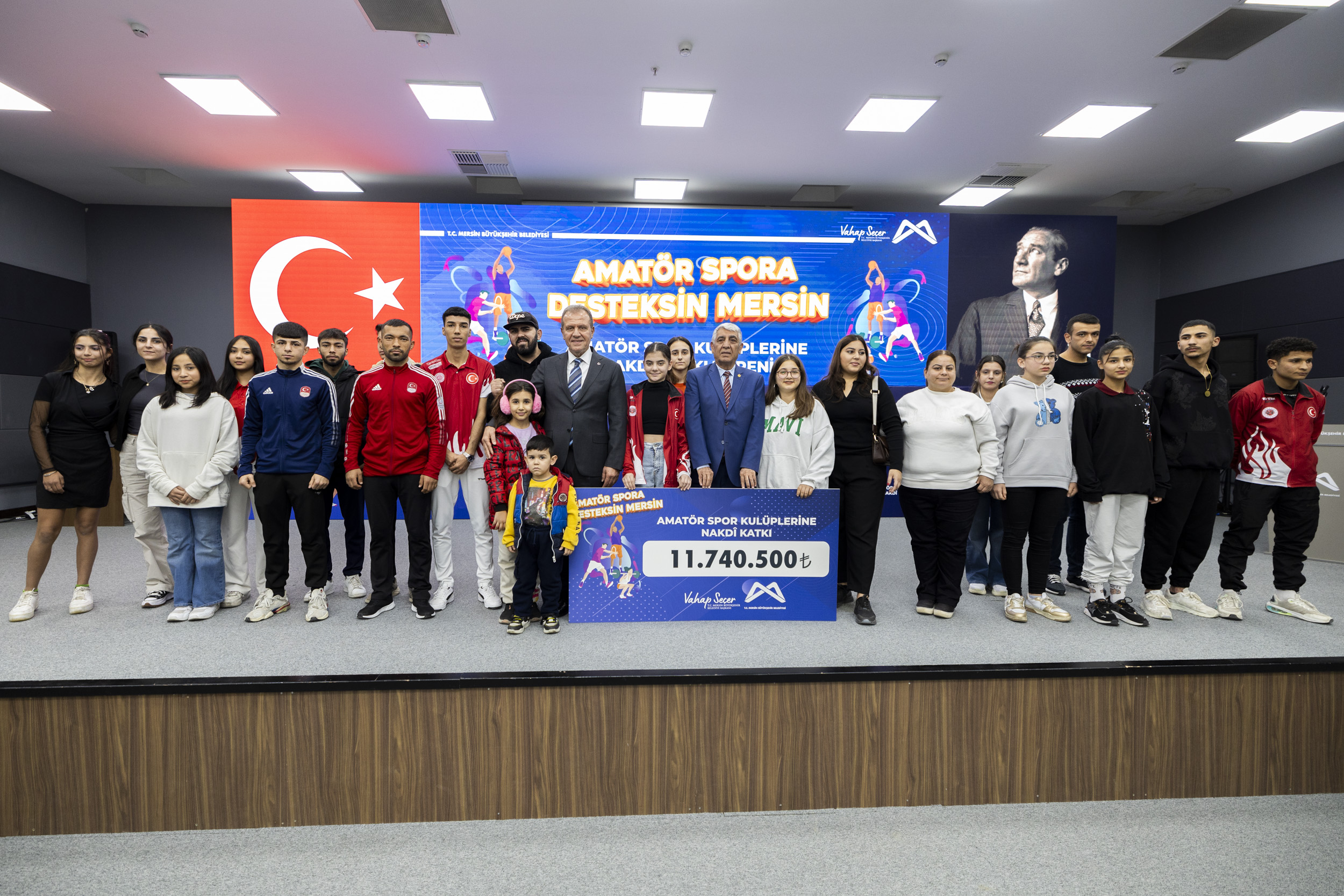 Mersi̇n Büyükşehi̇r’den Amatör Spor Kulüpleri̇ne Destek (3)