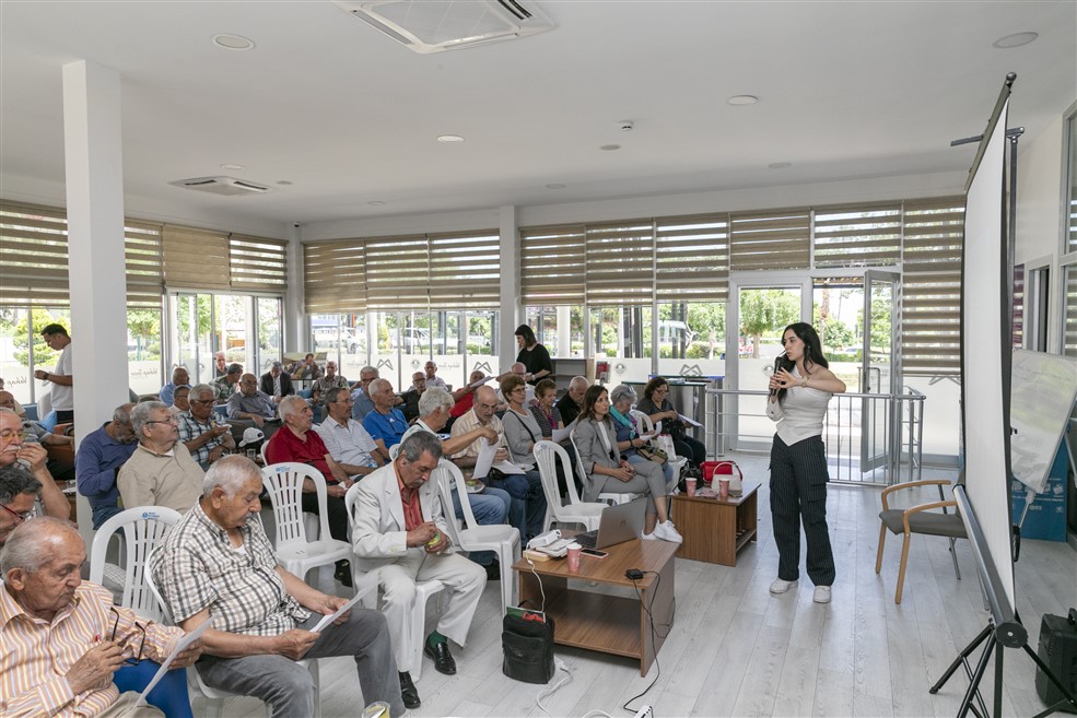 Mersi̇n Büyükşehi̇r'den Hayatin Her Alaninda 'Firsat Eşi̇tli̇ği̇' (14)