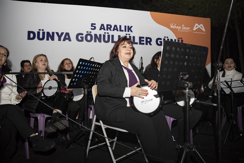 Tarsus Gençli̇k Kampi’nda ‘Dünya Gönüllüler Günü Etki̇nli̇ği̇’ (5)