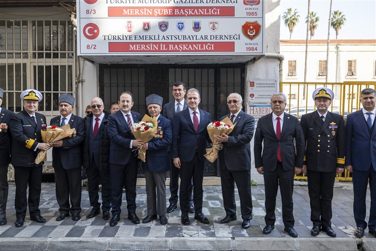 3 Ocak Mersi̇n’i̇n Düşman İşgali̇nden Kurtuluşunun 103. Yil Dönümü Kentte Coşkuyla Kutlandi (27)