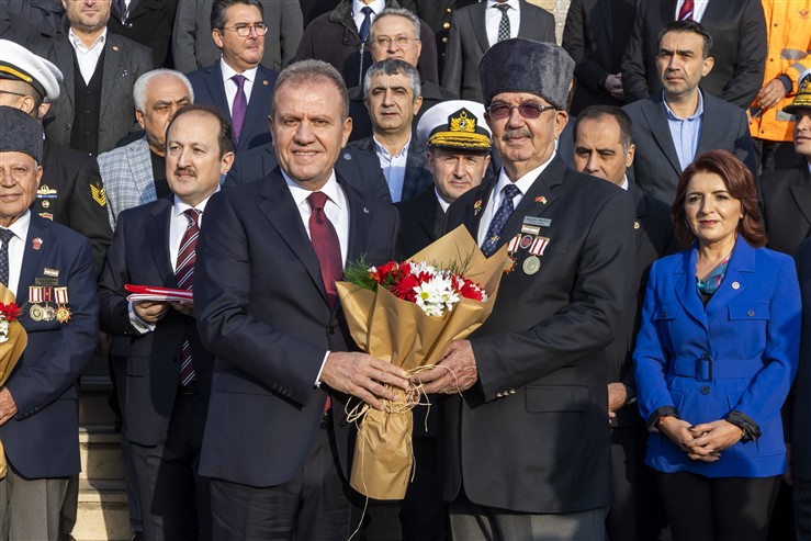 3 Ocak Mersi̇n’i̇n Düşman İşgali̇nden Kurtuluşunun 103. Yil Dönümü Kentte Coşkuyla Kutlandi (31)