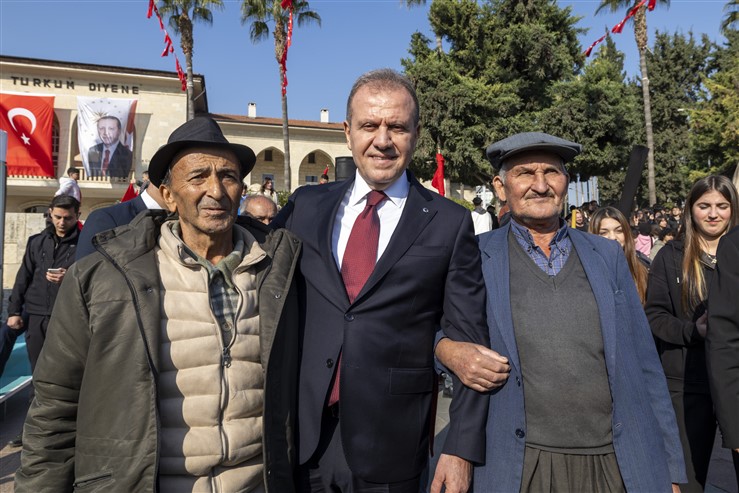 3 Ocak Mersi̇n’i̇n Düşman İşgali̇nden Kurtuluşunun 103. Yil Dönümü Kentte Coşkuyla Kutlandi (9)