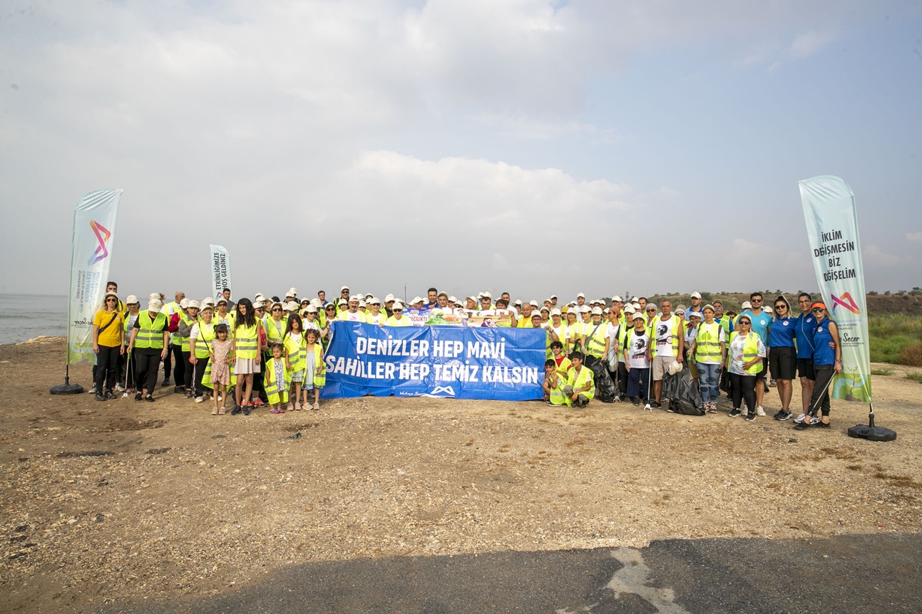 Mersi̇n Büyükşehi̇r, ‘Plasti̇ksi̇z Mersi̇n Sahi̇li̇’ İçi̇n Çalişiyor (8)