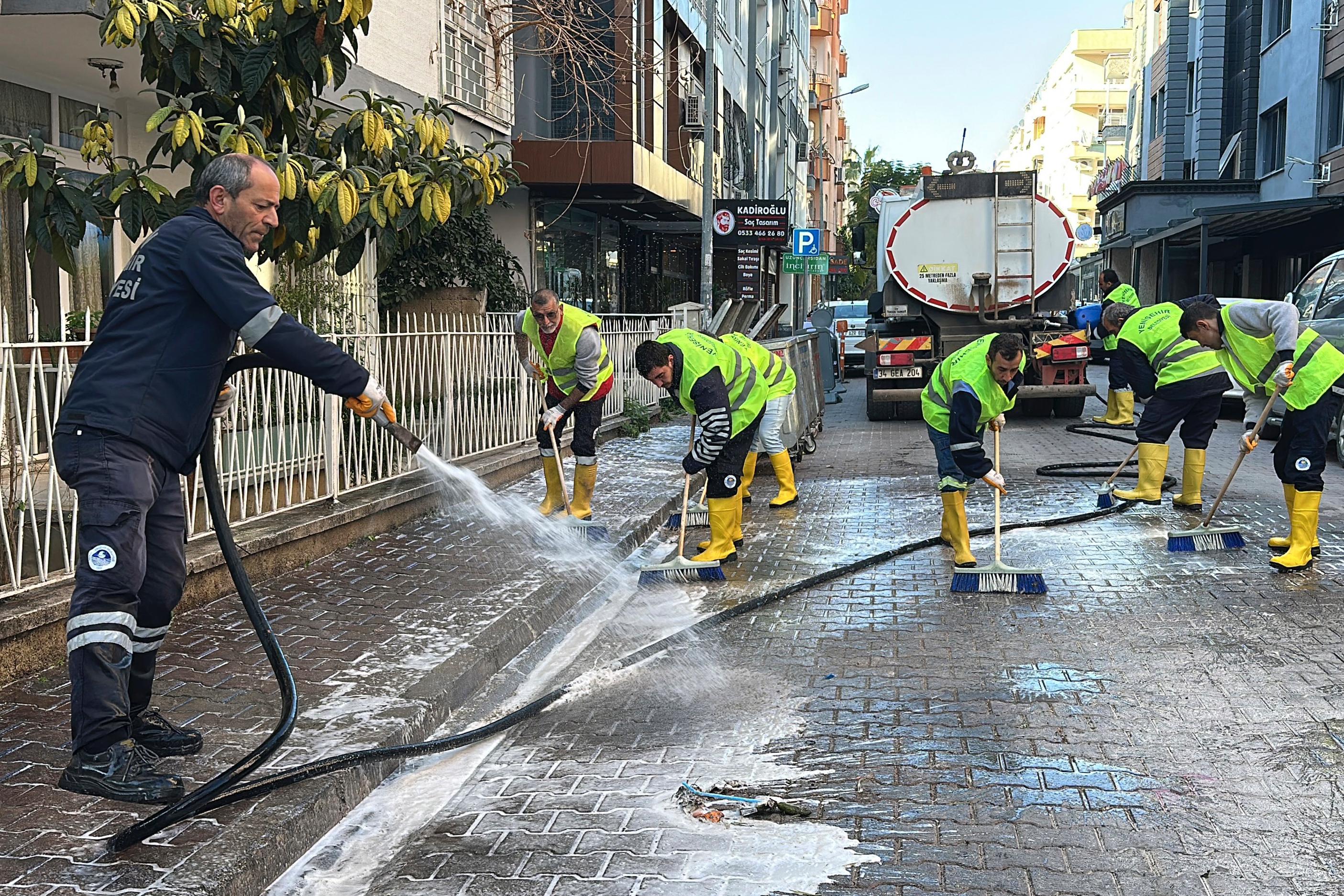 Yenişehir’de Temizlik Çalışmaları Kesintisiz Devam Ediyor (5)