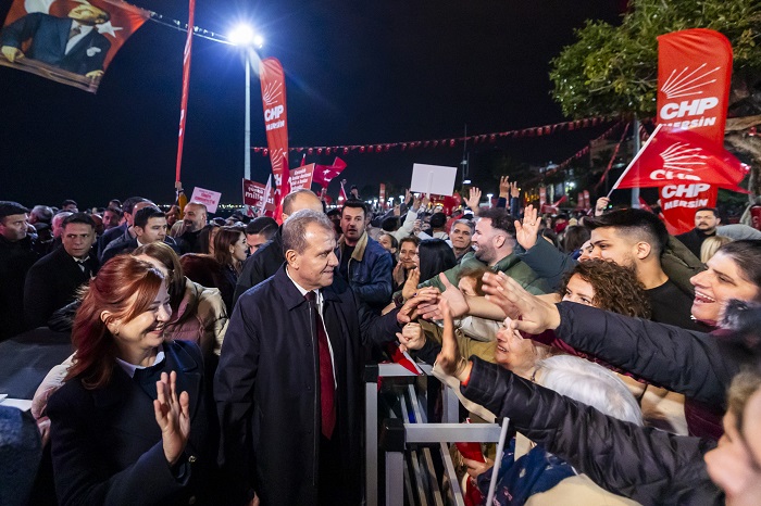 Ülkeye Ve Geleceğe Sahi̇p Çikmak İçi̇n Mersi̇nden Ses Veri̇ldi̇ (6)