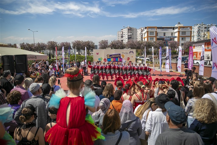 Büyükşehi̇r’i̇n 2.Uluslararasi Mersi̇n Çocuk Festi̇vali̇ Coşkuyla Devam Edi̇yor (1)