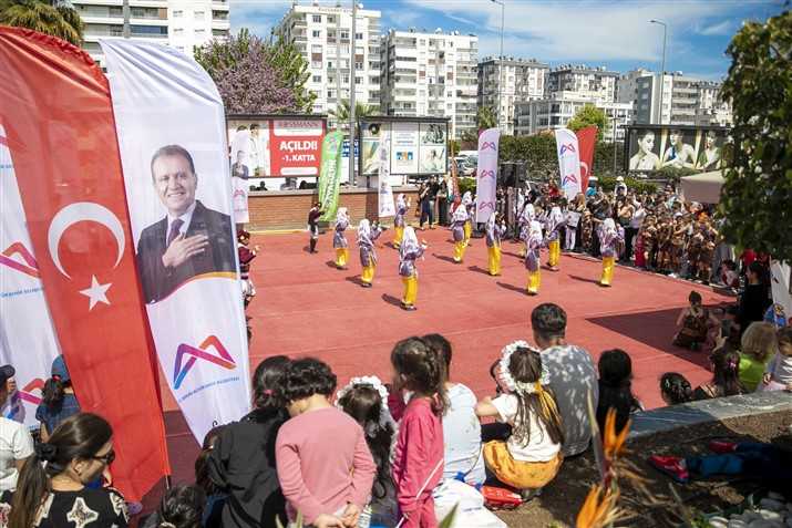 Büyükşehi̇r’i̇n 2.Uluslararasi Mersi̇n Çocuk Festi̇vali̇ Coşkuyla Devam Edi̇yor (4)