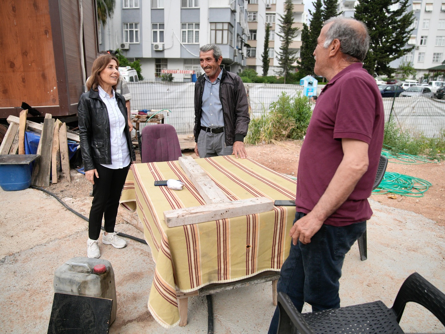 Başkan Teki̇n Halkin Arasinda 12