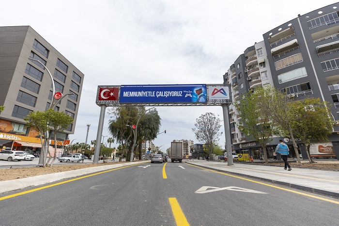 Büyükşehi̇r Beledi̇yesi̇ Kenti̇n 5 Önemli̇ Kavşağinda Yeni̇leme Ve Düzenleme Çalişmasi Gerçe ( (5)