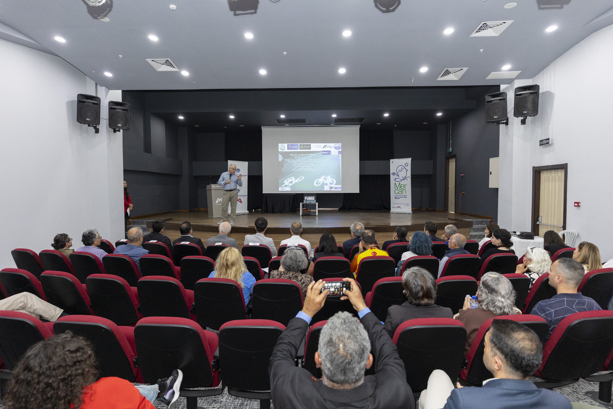 Büyükşehi̇r Öncülüğünde ‘Bi̇si̇kletli̇ Turi̇zm Kapasi̇te Geli̇şti̇rme Çaliştayi’ Düzenlendi̇ (3)