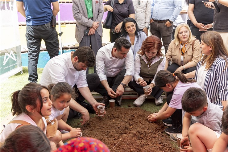 Büyükşehi̇r Yerel Ve Atalik Tohumlari Gelecek Kuşaklara Aktariyor (1)