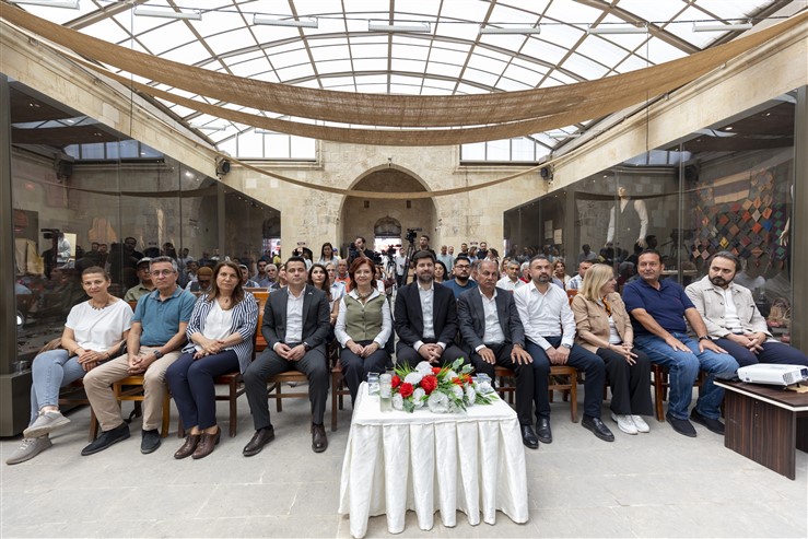 Büyükşehi̇r Yerel Ve Atalik Tohumlari Gelecek Kuşaklara Aktariyor (9)