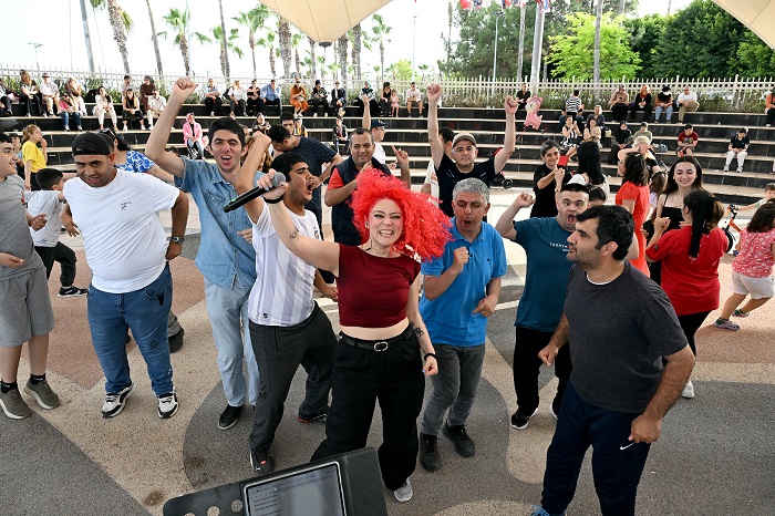 Büyükşehi̇r’den Özel Çocuklara Deni̇z Keyfi̇ Ve Müzi̇k Dolu Bi̇r Gün (1)