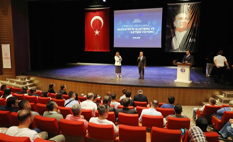 Fatma Şahi̇n Ufest Kapsaminda Gaün'de Öğrenci̇lerle Bi̇r Araya Geldi̇ (2)