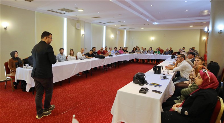 Gazi̇antep Üni̇versi̇tesi̇nde Mesleki̇ Eği̇ti̇m Ve Akredi̇tasyon Çaliştayi Düzenlendi̇ (3)