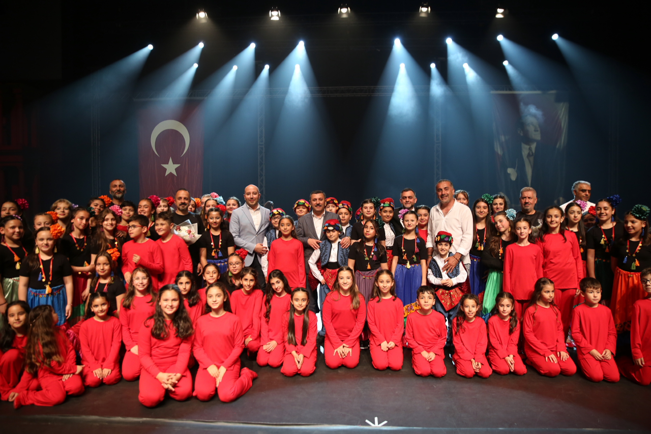 Halk Dansları Gösteri 3