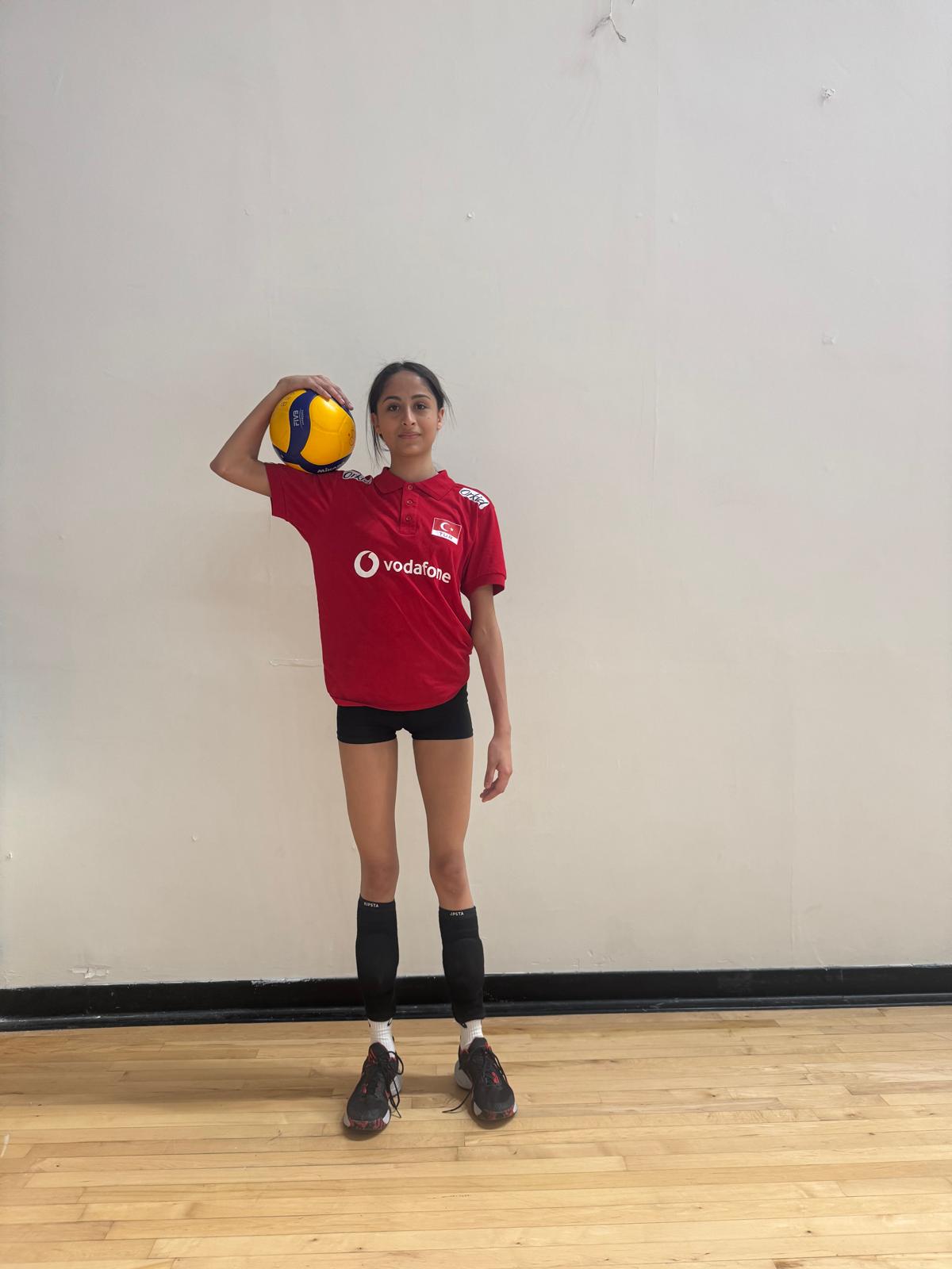 İrem Kürklü