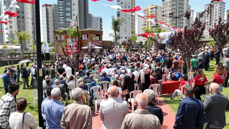 Kütüphane Ve Kafe 9
