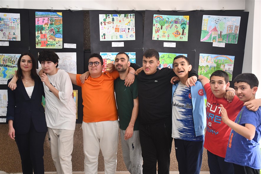Mi̇marlar Odasi Mi̇nguzzi̇ Resi̇m Yarişmasi (3)