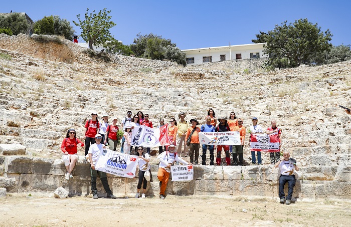 ‘Tari̇hi̇ Ki̇li̇kya Projesi̇’ İle Doğa Tutkunlari, Mersi̇n’i̇n Doğal Ve Tari̇hi̇ Güzelli̇kleri̇ni̇ Keşfetti̇ (3)
