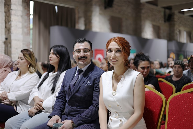 Vedat Neziha A R A R